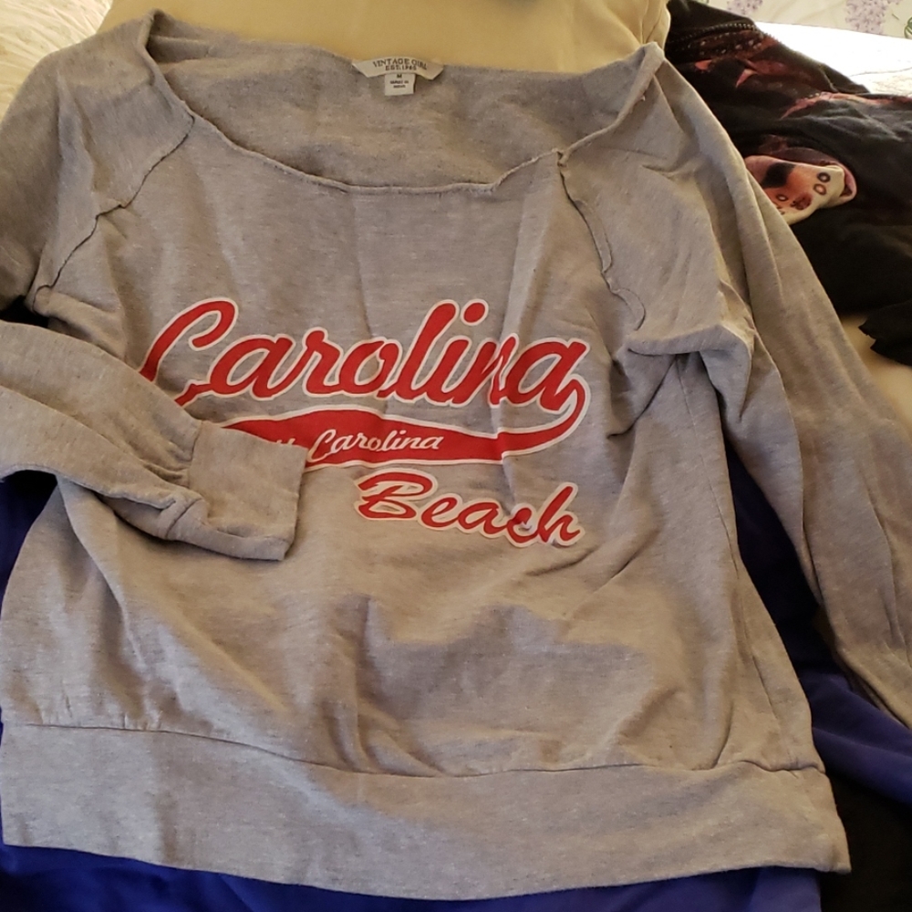 4 for $25. Wide boat neck